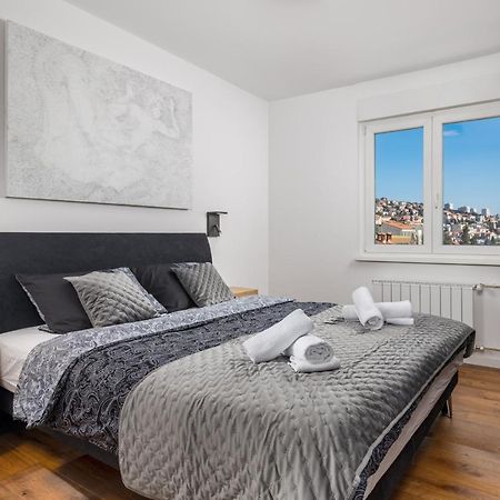 Aenei Delux Apartman Fiume Kültér fotó