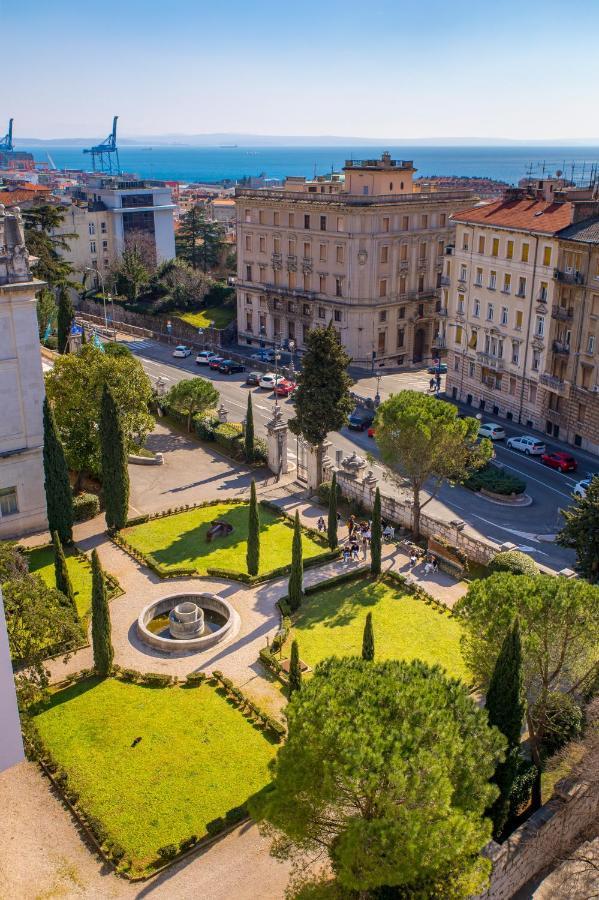 Aenei Delux Apartman Fiume Kültér fotó