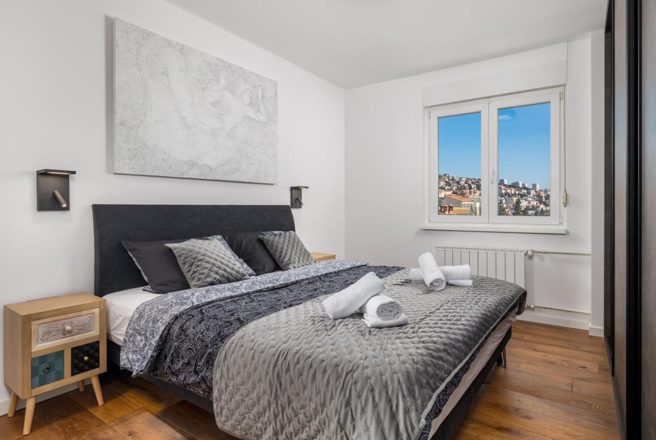 Aenei Delux Apartman Fiume Kültér fotó
