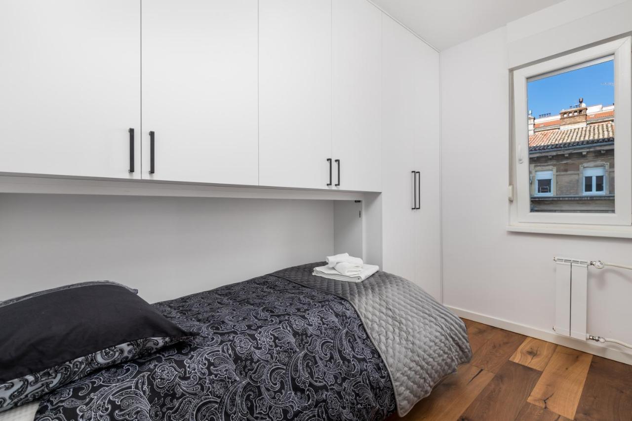 Aenei Delux Apartman Fiume Kültér fotó